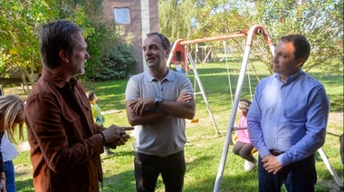  Watson visitó el Hogar "Casa de Restauración" en el barrio El Tropezón