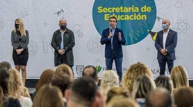 Watson presentó los Programas y Proyectos Educativos Municipales 2022