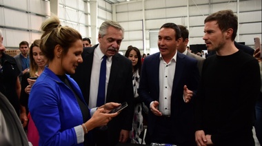 Andrés Watson y Alberto Fernández en la Ronda de Negocios Multisectorial Florencio Varela 2022