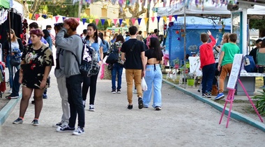 Watson recorrió  la 13° Expo Emprendedores