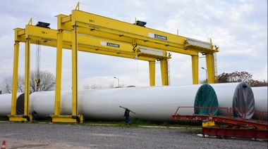 Watson y Moroni visitaron la exportadora “GRI Calviño Towers Argentina”