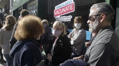 Suba de casos de covid: si bien "no es predominante", piden aplicar refuerzos