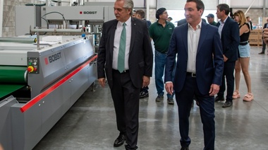 Andrés Watson y Alberto Fernández inauguraron tres empresas en el Parque Industrial de Florencio Varela