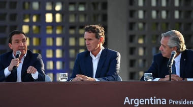 Andrés Watson: “Inaugurar hoy un nuevo edificio en la UNAJ ratificó con acciones concretas un modelo de país con la educación como eje prioritario”