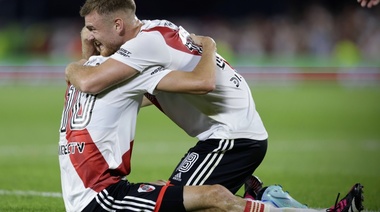 ¿A qué hora juega River hoy? Dónde ver en vivo por TV y online