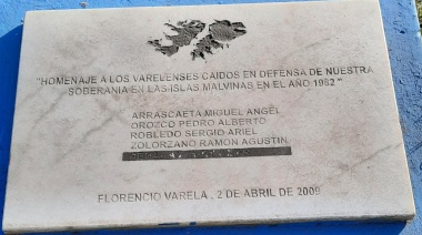 Repudio del intendente Watson por vandalismo a una placa a los Héroes de Malvinas
