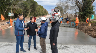 Watson supervisó la repavimentación y ampliación de la calle Cariboni