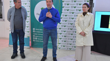 Andrés Watson entregó reconocimientos municipales a instituciones sociales