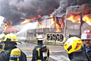 Los Bomberos varelenses, presentes en el voraz incendio en Avellaneda
