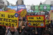 Discapacidad: emotiva reacción de los manifestantes en Congreso tras el rechazo al veto en Diputados
